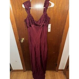 NWT Badgley Mischka Women’s Red Maxi Dress Size 10 Prom Bridal